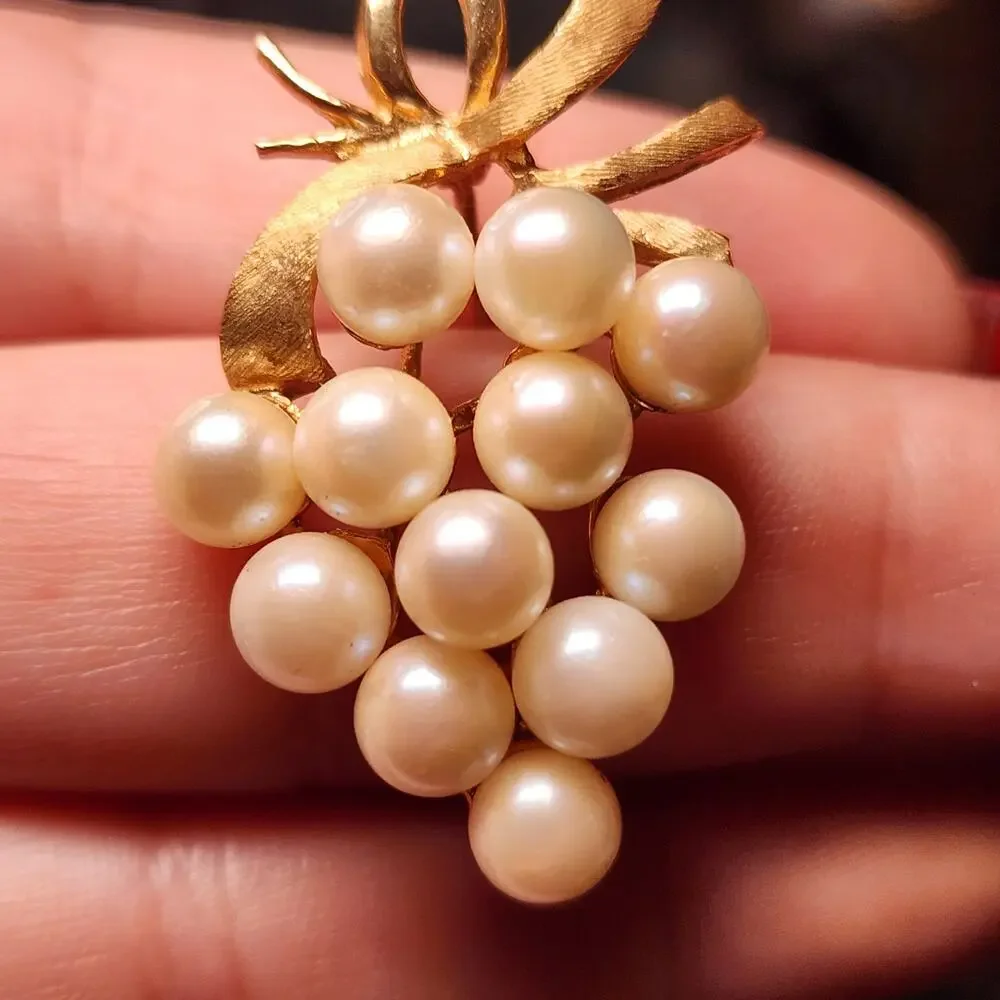 Vintage 14K Gold Cultured Pearl Grape Cluster Brooch Mid Century 1950s 9.71g
